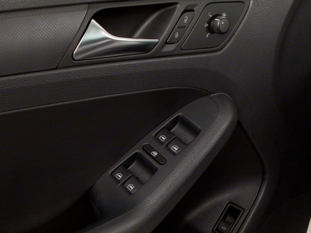 2012 Volkswagen Jetta 2.5L SE Convenience & Sunroof