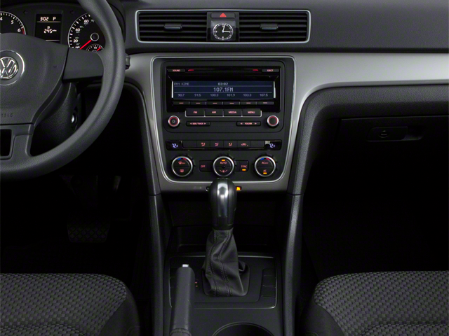 2012 Volkswagen Passat 2.5 SE w/Sunroof/Nav