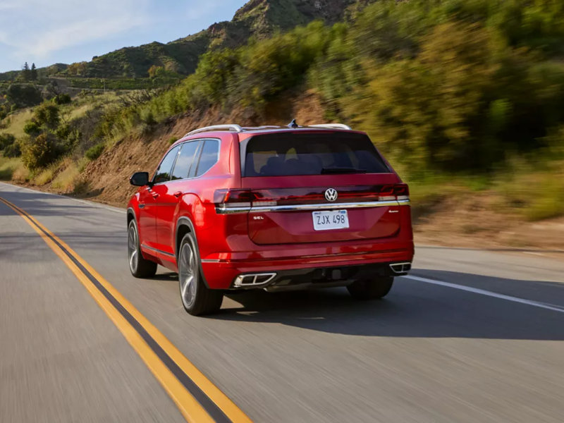 Research 2024 Volkswagen Atlas near Concord NC