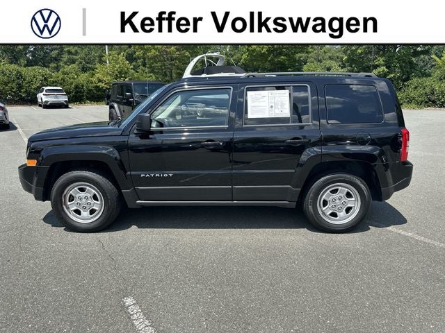 Used 2017 Jeep Patriot Sport with VIN 1C4NJPBB0HD121111 for sale in Huntersville, NC
