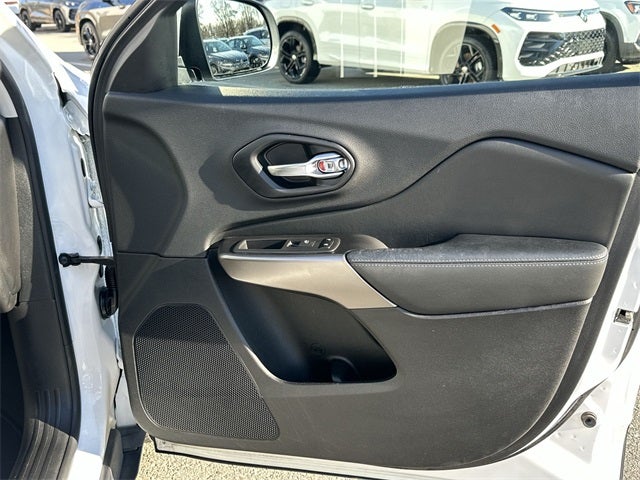 2020 Jeep Cherokee Latitude