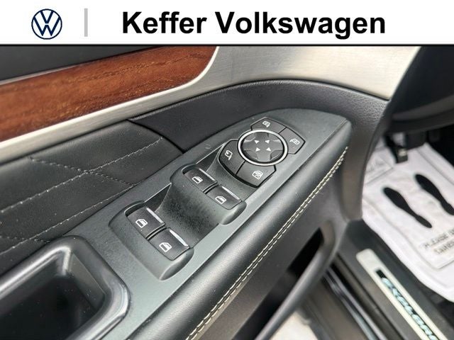 2019 Ford Explorer Platinum