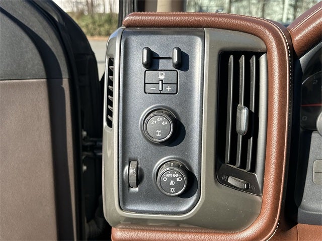 2016 Chevrolet Silverado 3500HD High Country