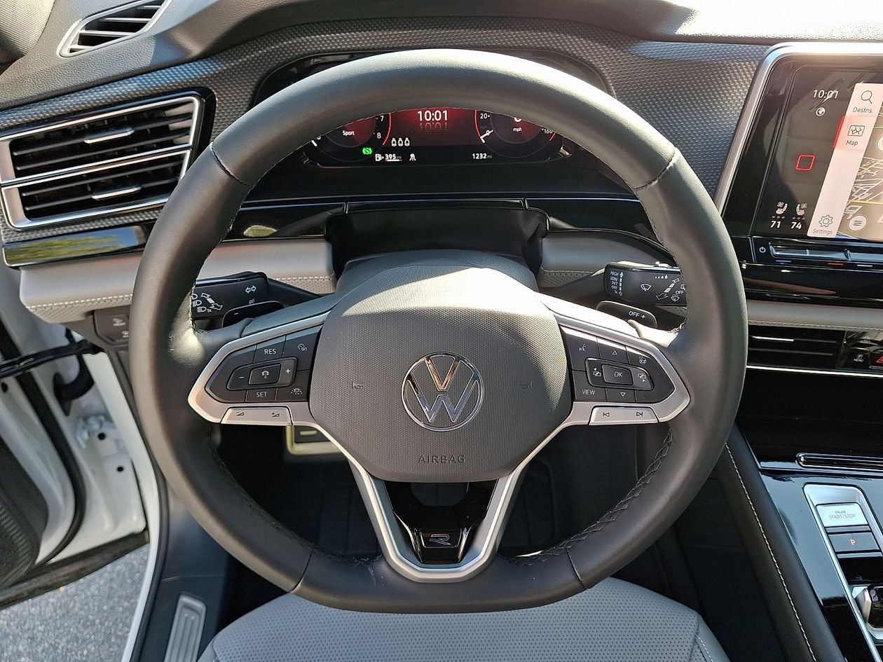 2026 Volkswagen Atlas Cross Sport SEL R-Line Black