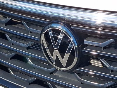 2026 Volkswagen Atlas Cross Sport SEL R-Line Black
