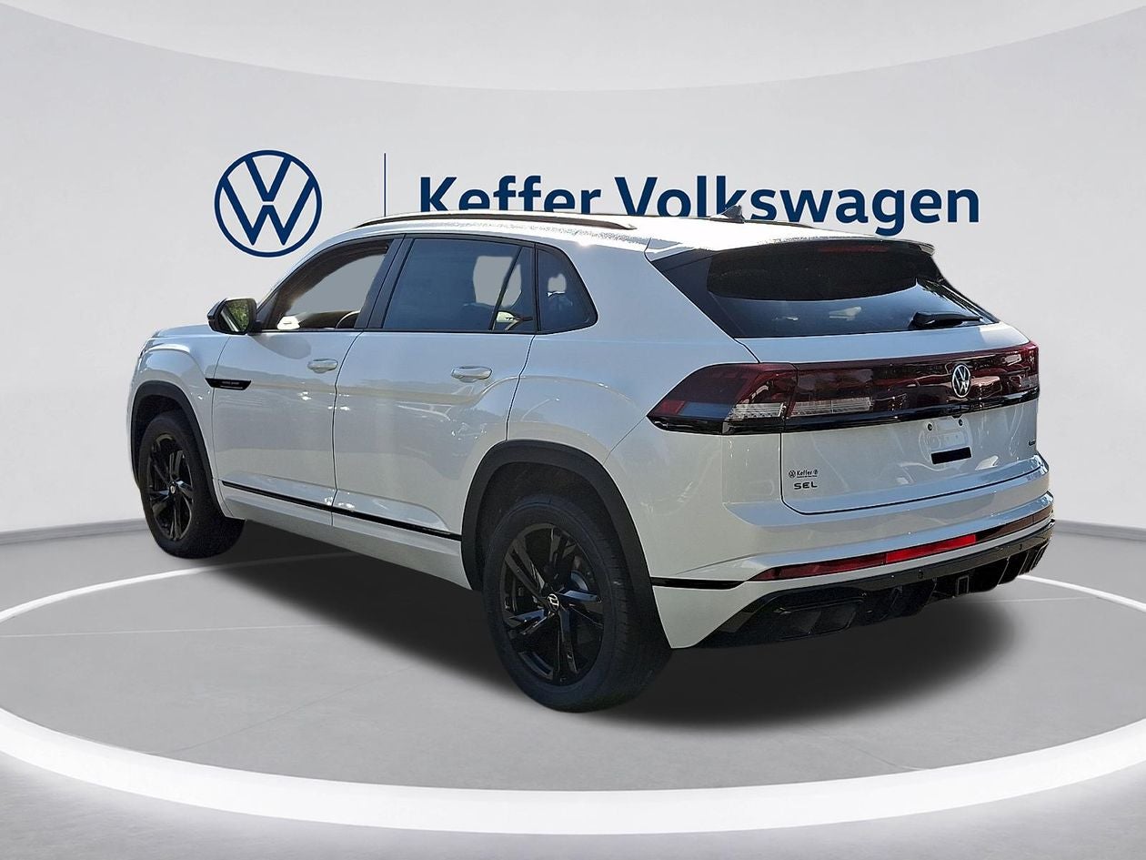2026 Volkswagen Atlas Cross Sport SEL R-Line Black
