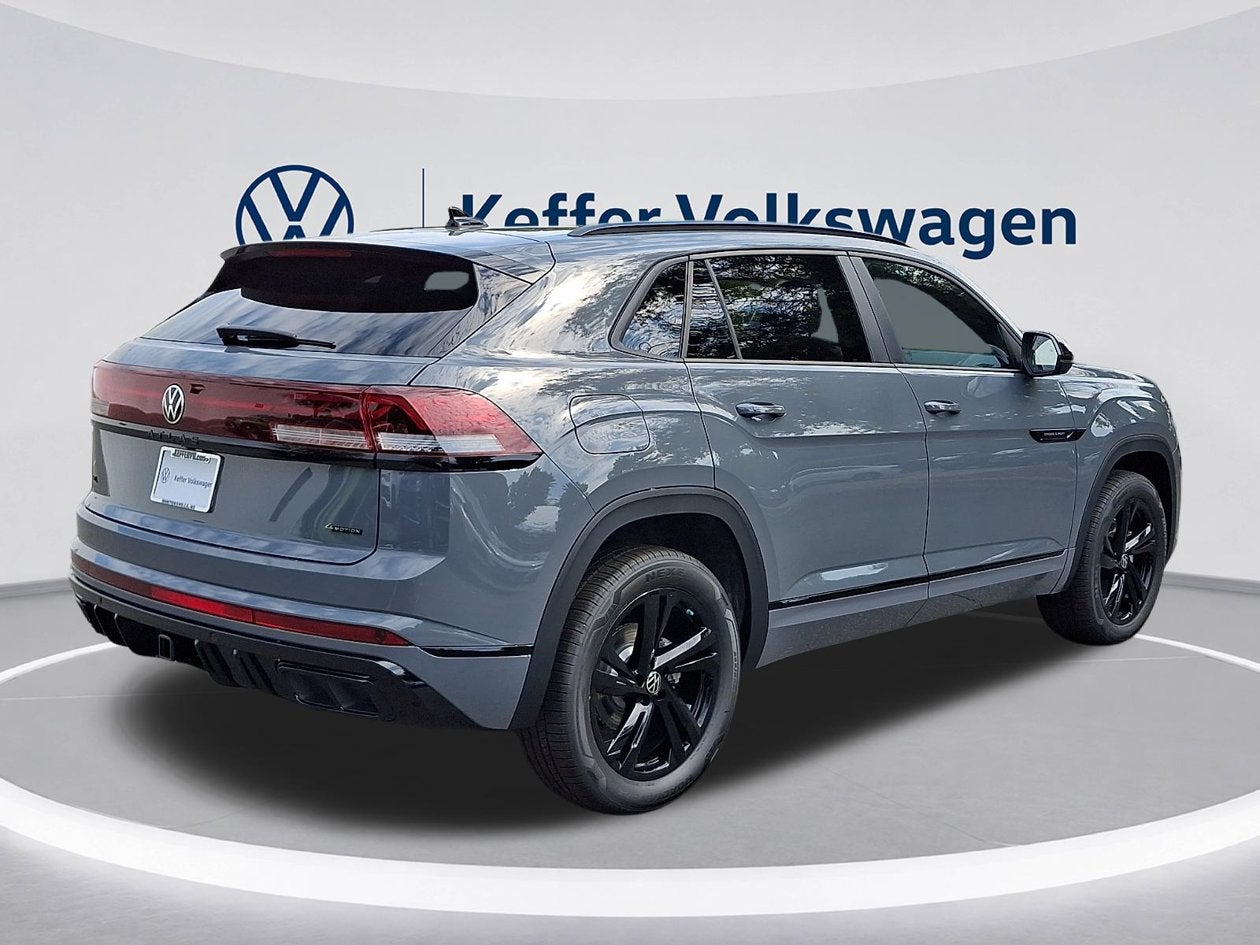 2026 Volkswagen Atlas Cross Sport SEL R-Line Black