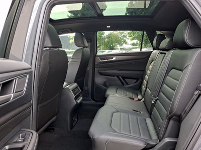 2026 Volkswagen Atlas Cross Sport SEL R-Line Black