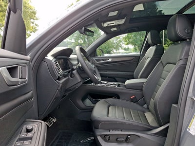 2026 Volkswagen Atlas Cross Sport SEL R-Line Black