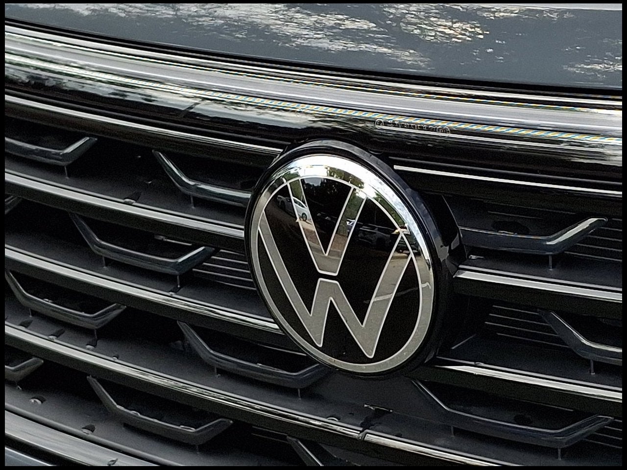 2026 Volkswagen Atlas Cross Sport SEL R-Line Black