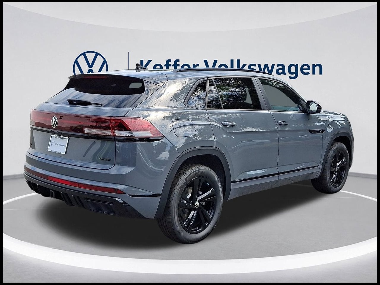 2026 Volkswagen Atlas Cross Sport SEL R-Line Black