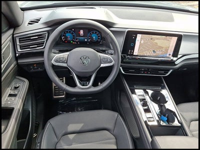 2026 Volkswagen Atlas Cross Sport SEL R-Line Black