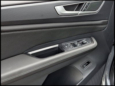 2026 Volkswagen Atlas Cross Sport SEL R-Line Black
