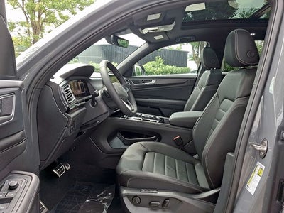 2026 Volkswagen Atlas Cross Sport SEL R-Line Black