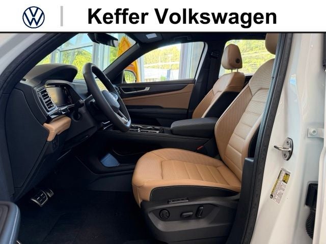 2026 Volkswagen Atlas Cross Sport 2.0T SEL R-Line Black