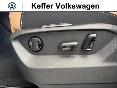 2026 Volkswagen Atlas Cross Sport 2.0T SEL R-Line Black