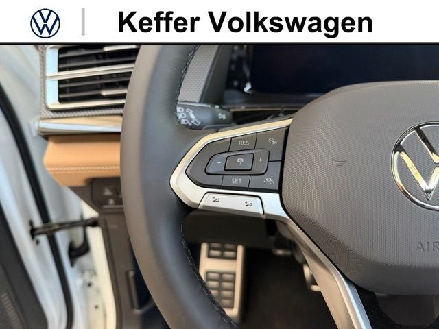 2026 Volkswagen Atlas Cross Sport 2.0T SEL R-Line Black