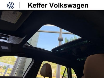 2026 Volkswagen Atlas Cross Sport 2.0T SEL R-Line Black