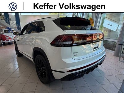2026 Volkswagen Atlas Cross Sport 2.0T SEL R-Line Black