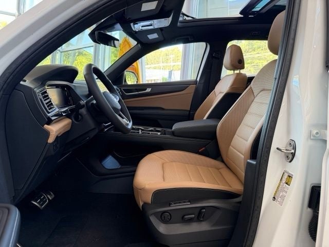 2026 Volkswagen Atlas Cross Sport 2.0T SEL R-Line Black