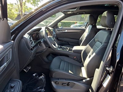 2026 Volkswagen Atlas Cross Sport SEL R-Line Black