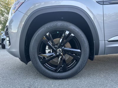 2026 Volkswagen Atlas Cross Sport 2.0T SEL R-Line Black