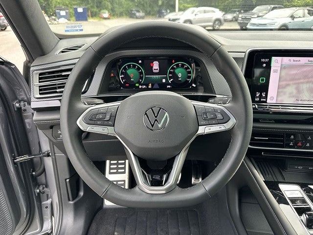 2026 Volkswagen Atlas Cross Sport 2.0T SEL R-Line Black