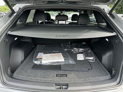 2026 Volkswagen Atlas Cross Sport 2.0T SEL R-Line Black