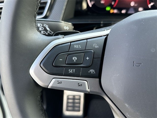 2024 Volkswagen Atlas Cross Sport 2.0T SEL R-Line