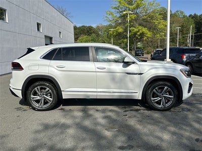 2024 Volkswagen Atlas Cross Sport 2.0T SEL R-Line
