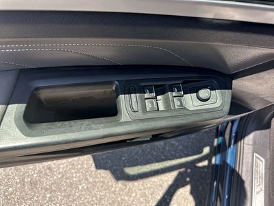 2022 Volkswagen Atlas 3.6L V6 SEL R-Line