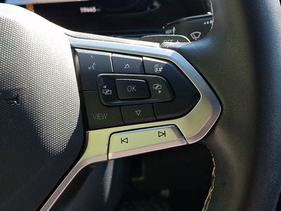 2025 Volkswagen Atlas Cross Sport 2.0T SEL