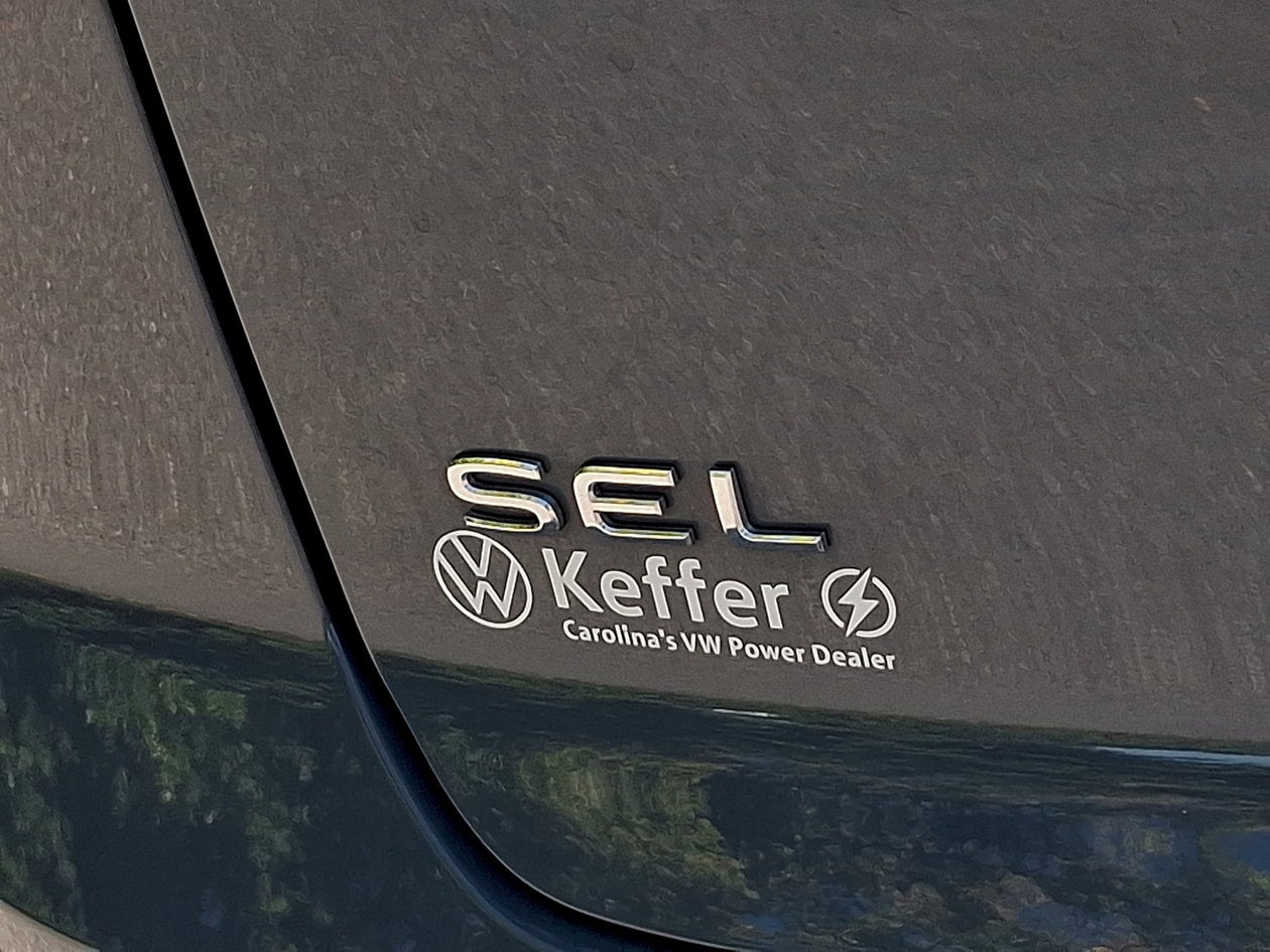 2025 Volkswagen Atlas Cross Sport 2.0T SEL