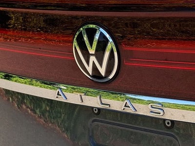 2025 Volkswagen Atlas Cross Sport 2.0T SEL