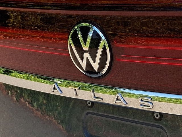 2025 Volkswagen Atlas Cross Sport 2.0T SEL