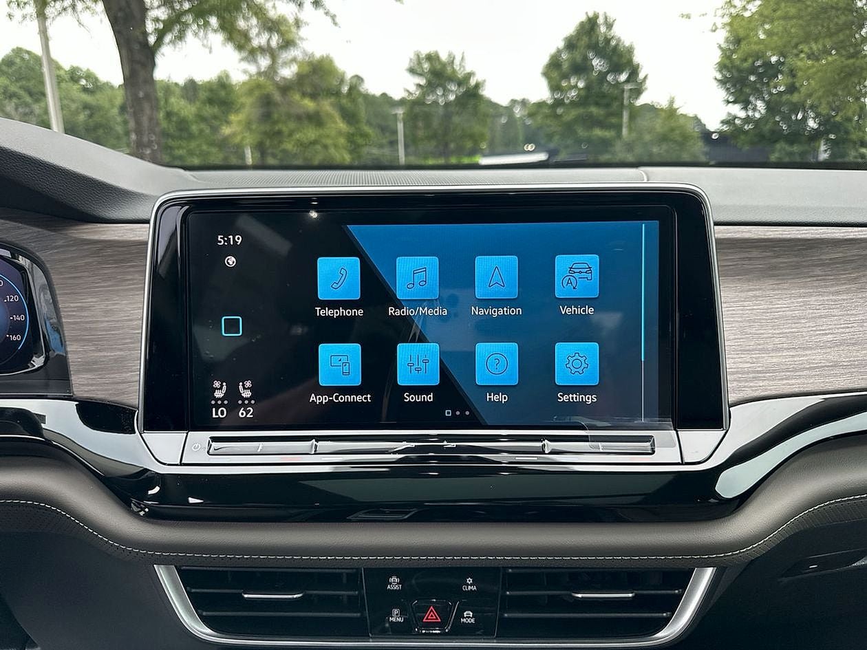 2026 Volkswagen Atlas 2.0T SEL