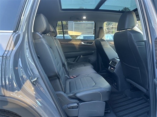 2025 Volkswagen Atlas 2.0T SEL