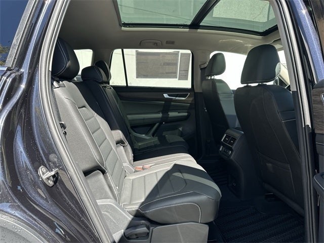 2025 Volkswagen Atlas 2.0T SEL