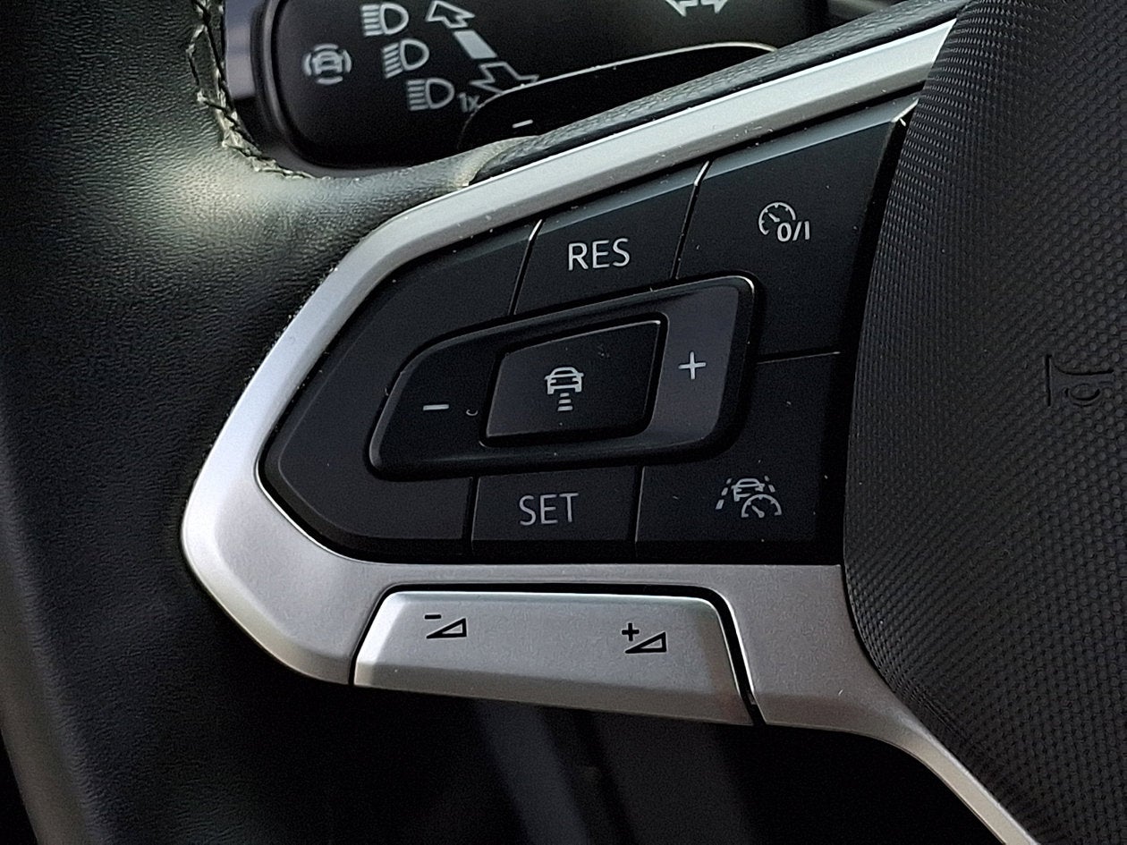 2024 Volkswagen Atlas 2.0T Peak Edition SE w/Technology