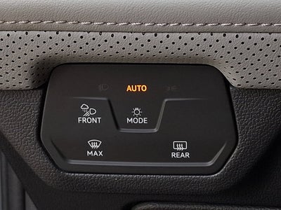 2024 Volkswagen Atlas 2.0T Peak Edition SE w/Technology