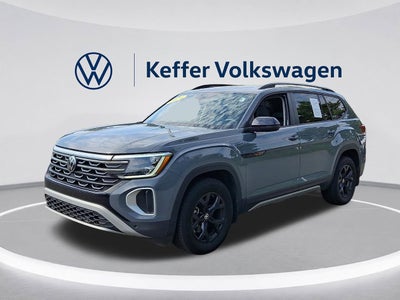 2024 Volkswagen Atlas 2.0T Peak Edition SE w/Technology