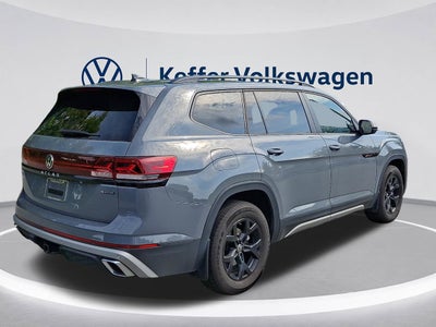 2024 Volkswagen Atlas 2.0T Peak Edition SE w/Technology