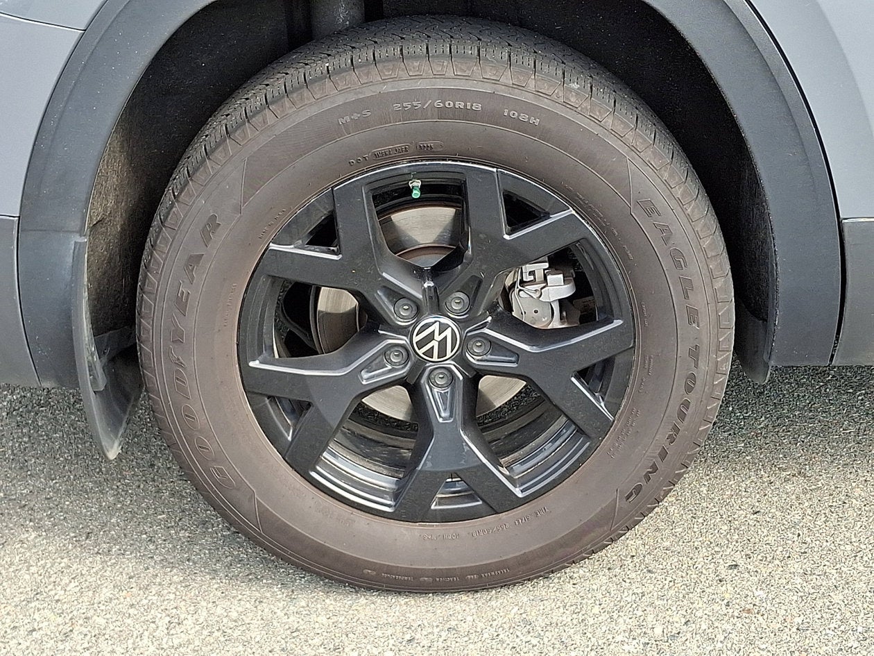 2024 Volkswagen Atlas 2.0T Peak Edition SE w/Technology