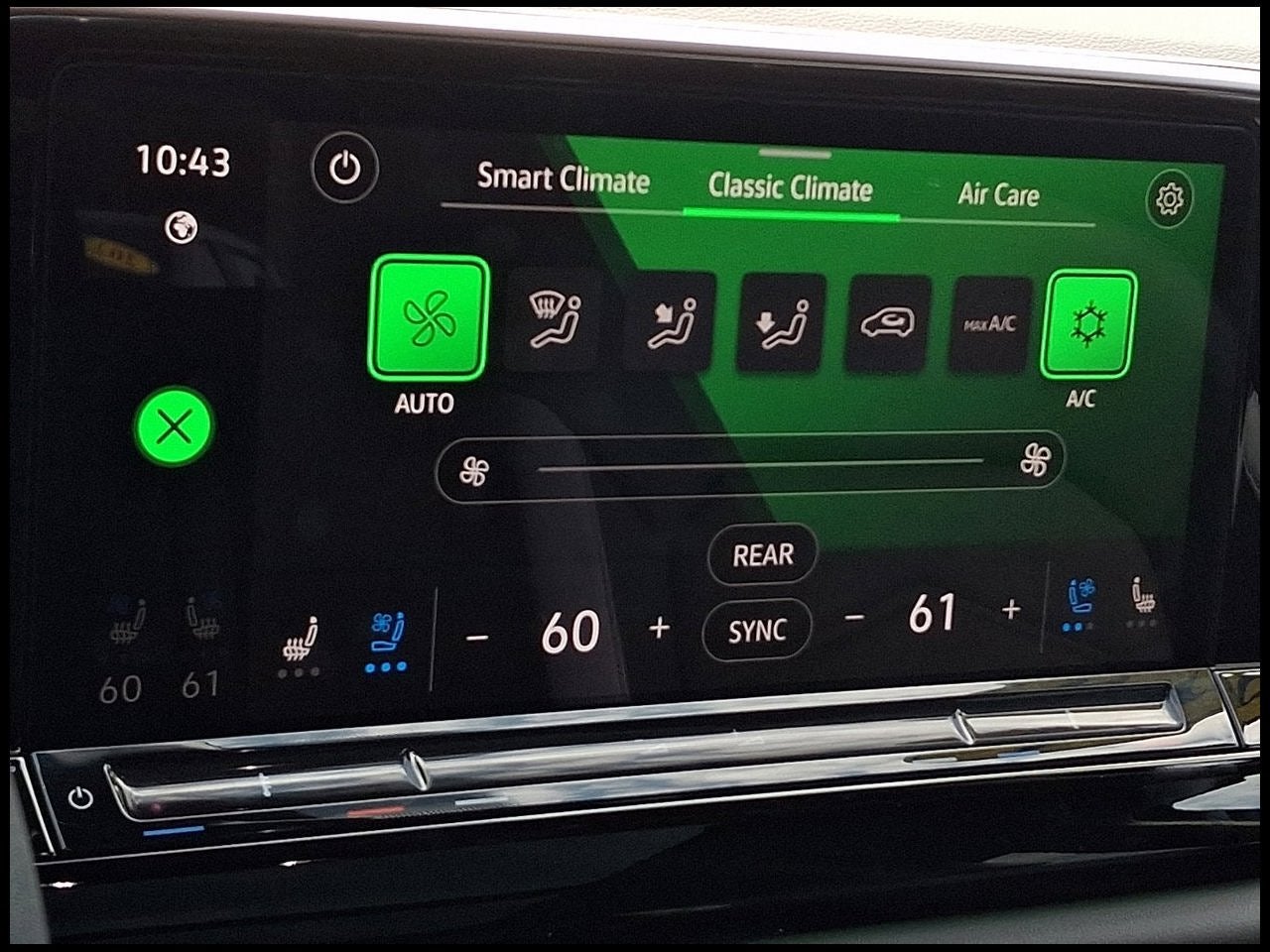 2024 Volkswagen Atlas 2.0T Peak Edition SE w/Technology