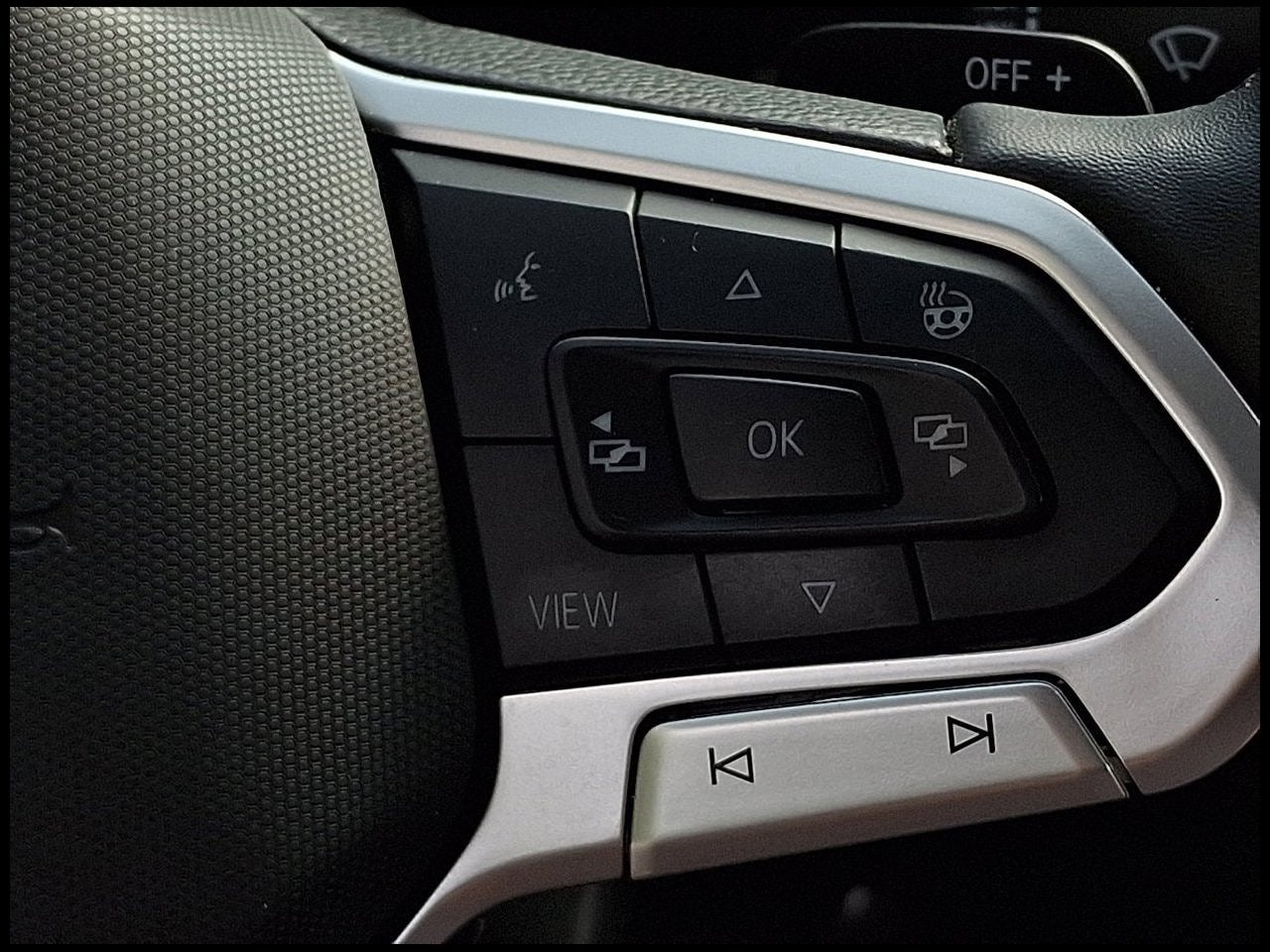 2024 Volkswagen Atlas 2.0T Peak Edition SE w/Technology