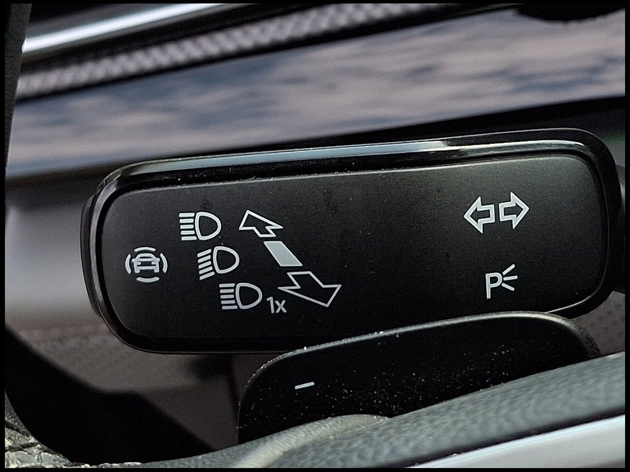 2024 Volkswagen Atlas 2.0T Peak Edition SE w/Technology