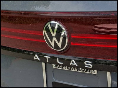2024 Volkswagen Atlas 2.0T Peak Edition SE w/Technology