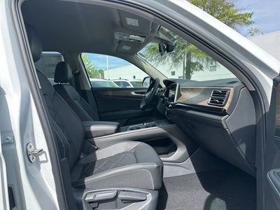 2026 Volkswagen Atlas 2.0T SE