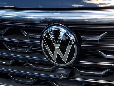 2026 Volkswagen Atlas Cross Sport SEL Premium R-Line
