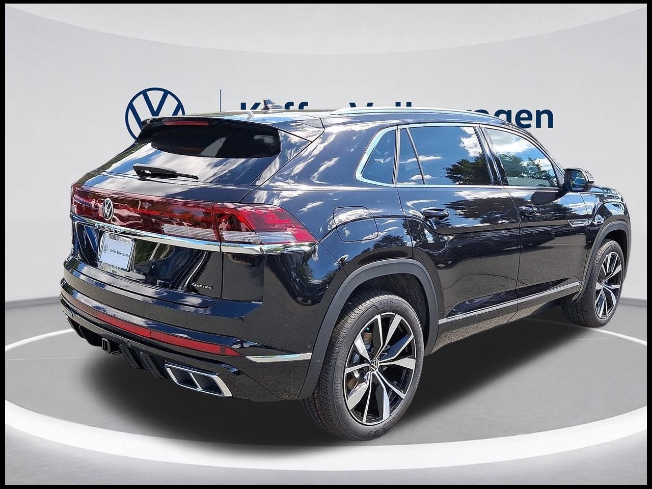 2026 Volkswagen Atlas Cross Sport SEL Premium R-Line